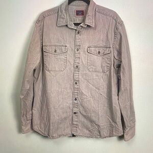 UNTUCKit Gray Cotton Shirt with Navy Label and Red Trim